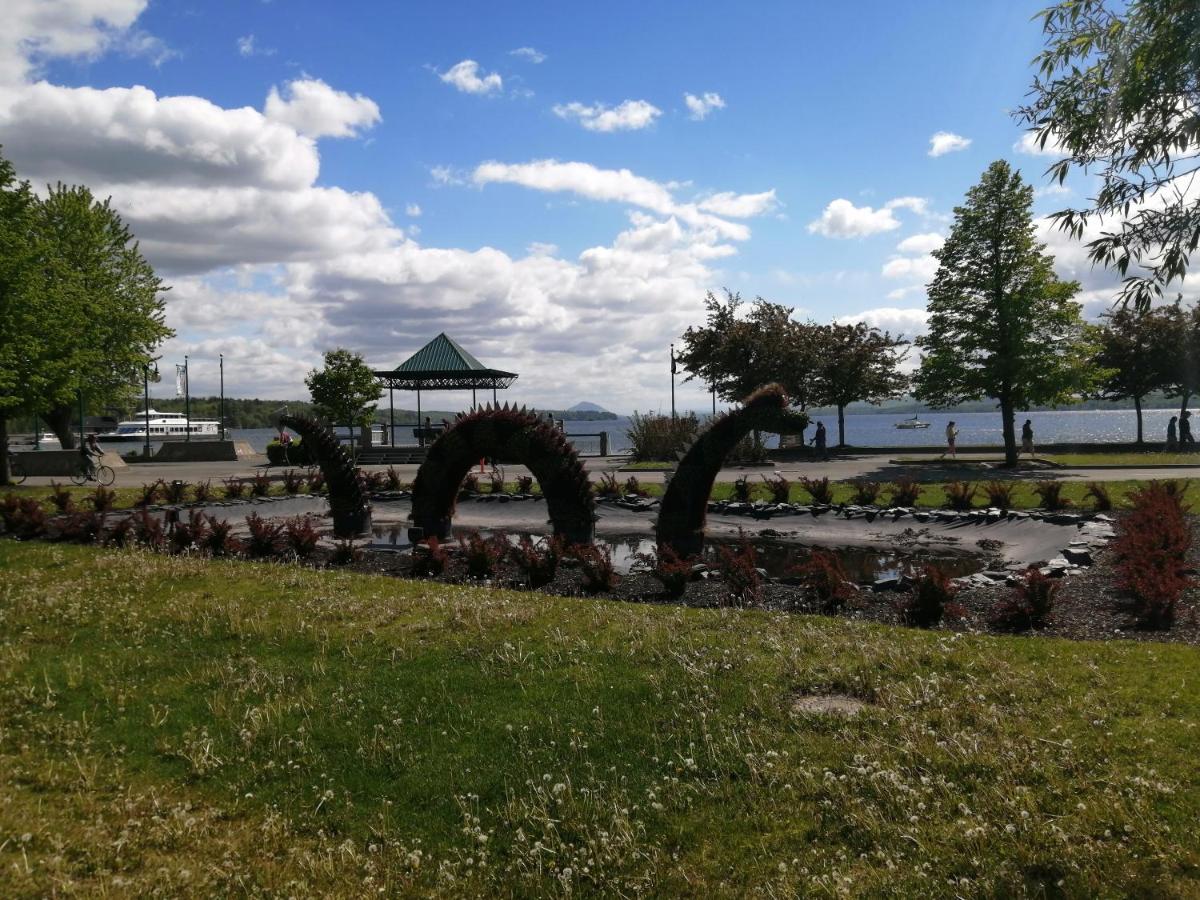 O'Berge du Village A302 Magog Exterior foto